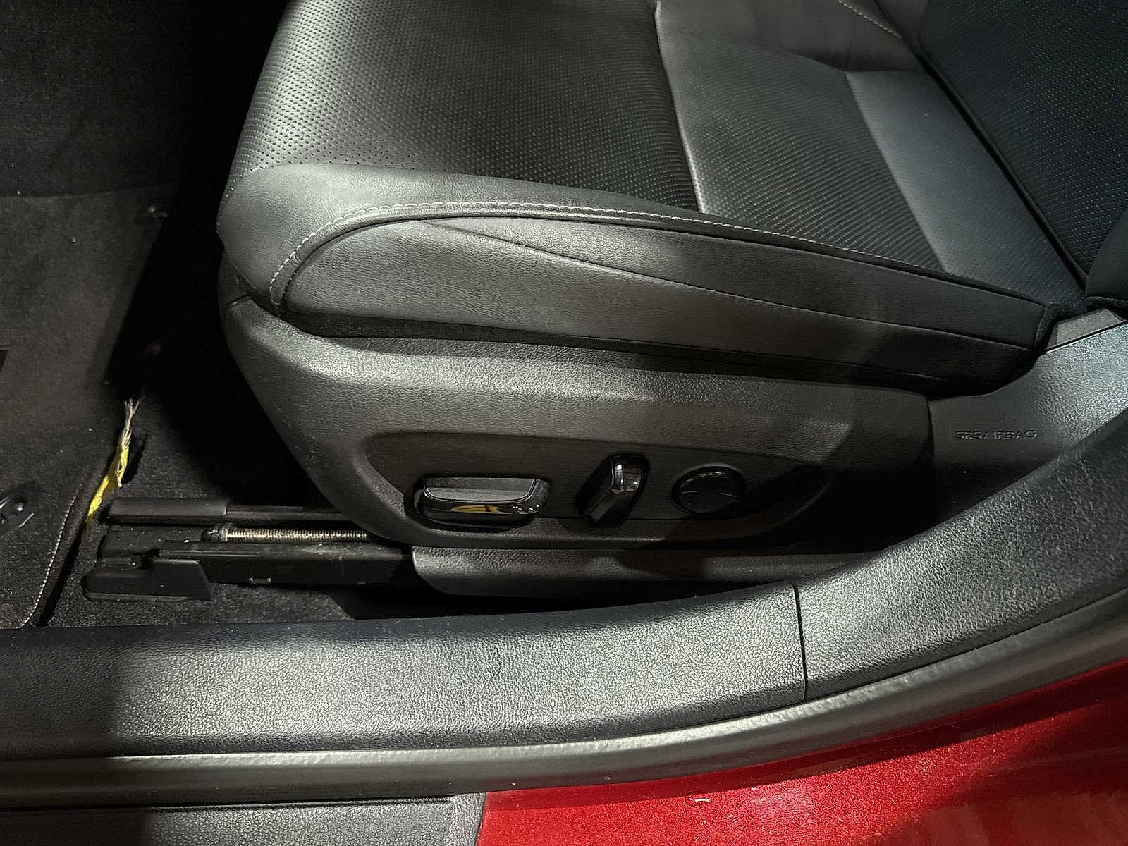 Thumbnail: 2022 Lexus ES - 23