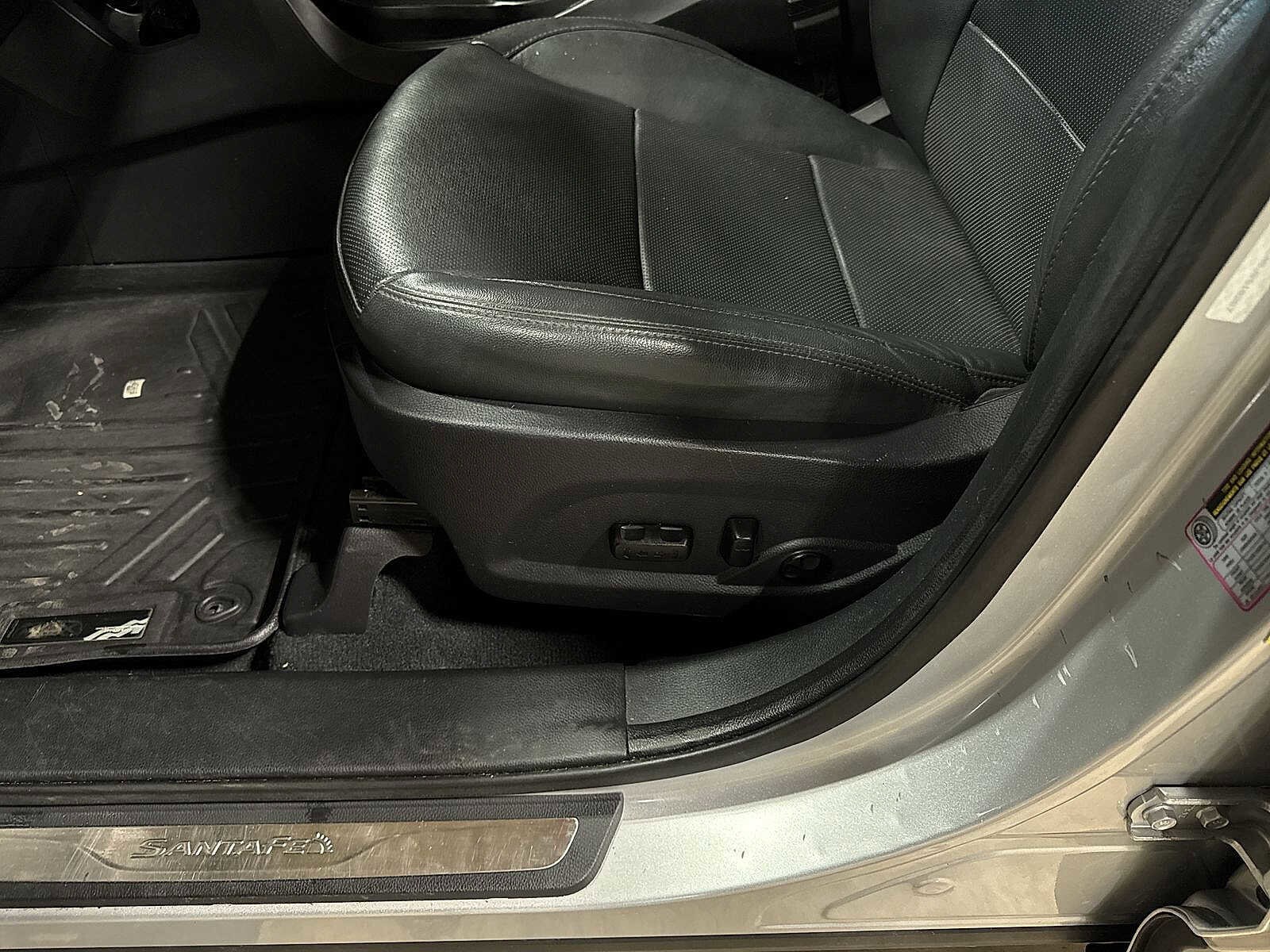 Thumbnail: 2018 Hyundai Santa Fe - 24