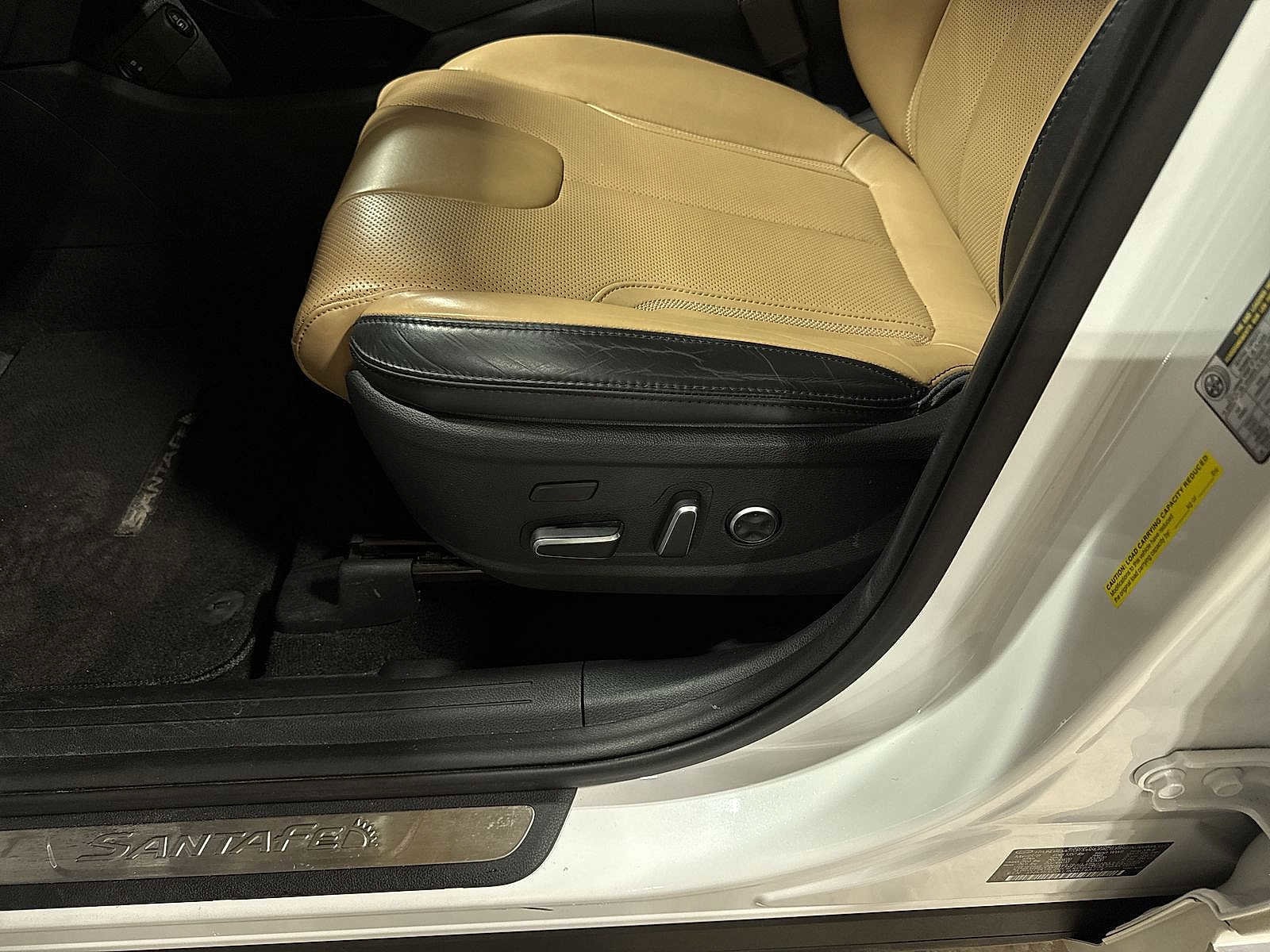 Thumbnail: 2021 Hyundai Santa Fe - 24