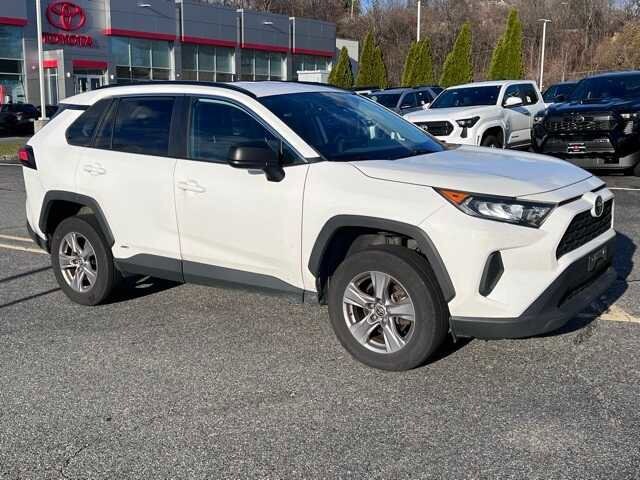 2022 Toyota RAV4 Hybrid LE photo 3
