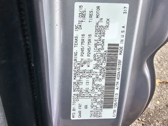 Thumbnail: 2015 Toyota Tacoma - 9