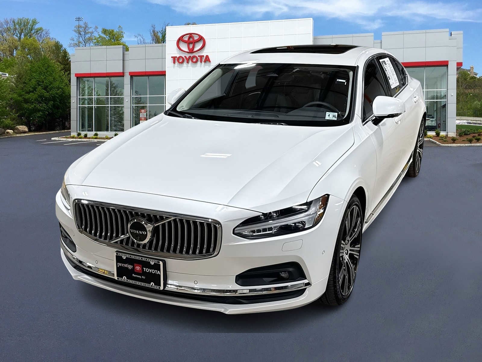 2025 Volvo S90 B6 Plus -
                  Ramsey, NJ