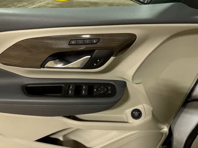 Thumbnail: 2022 GMC Terrain - 21