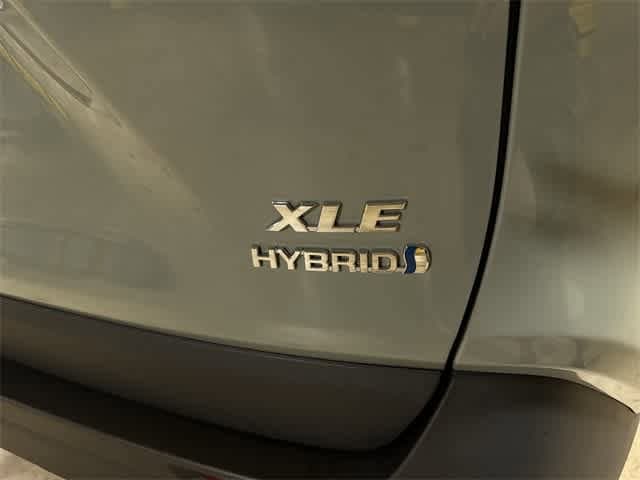 Thumbnail: 2023 Toyota RAV4 - 27