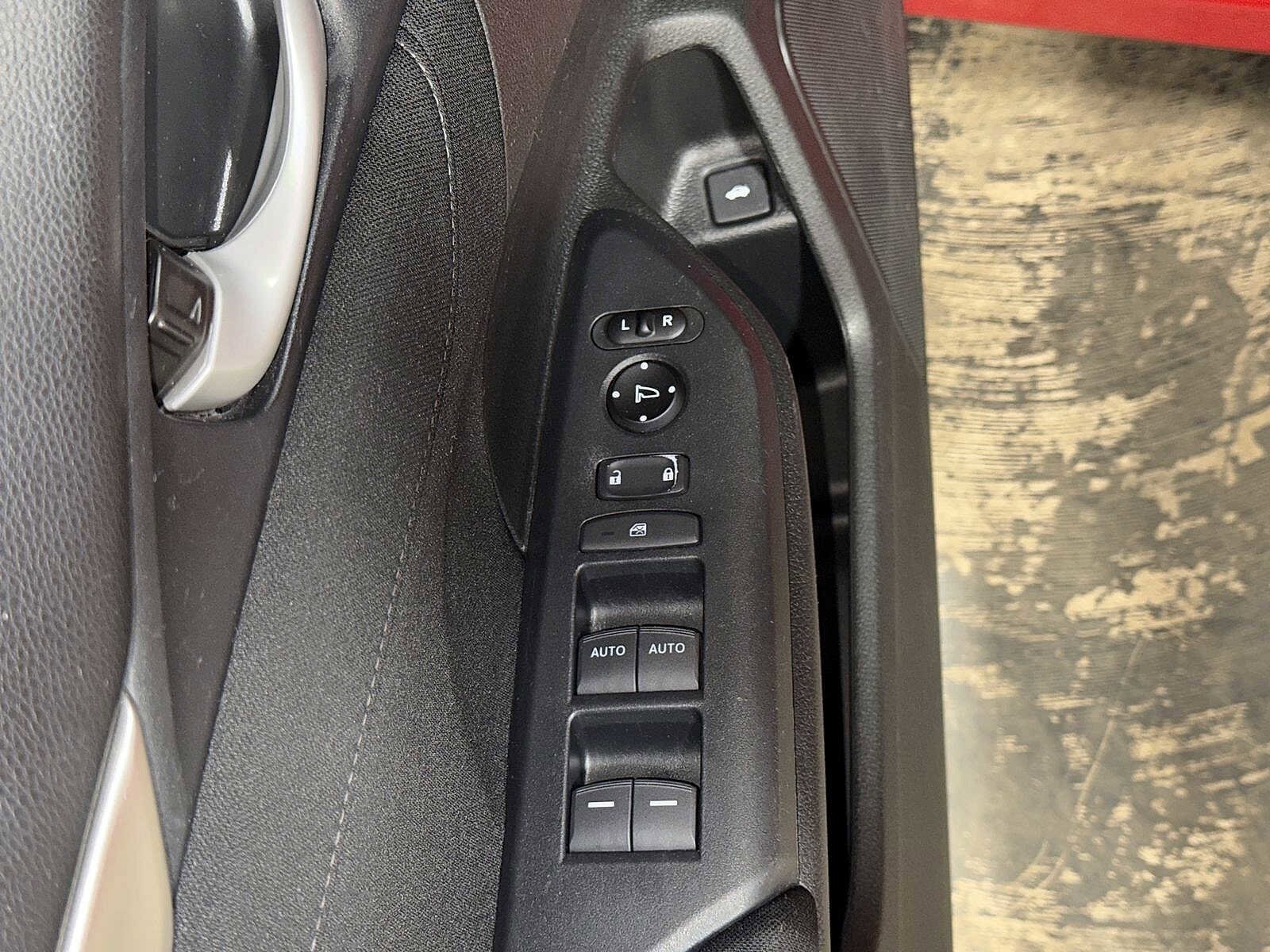 Thumbnail: 2019 Honda Civic - 22