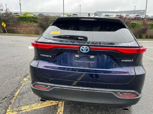 Thumbnail: 2022 Toyota Venza - 5