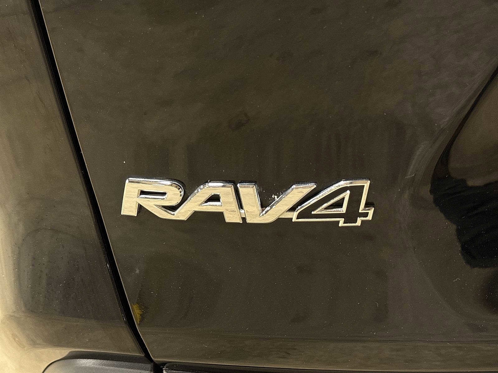 Thumbnail: 2019 Toyota RAV4 - 26