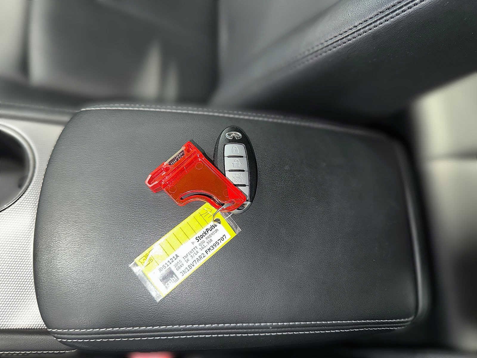 Thumbnail: 2015 INFINITI Q50 - 34