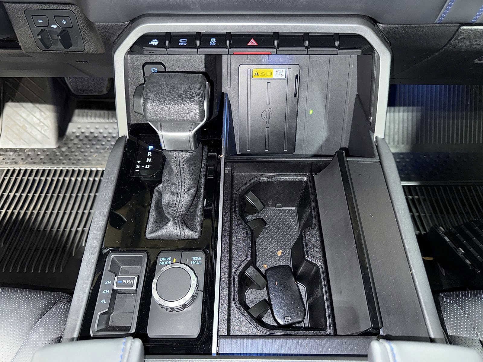 Thumbnail: 2024 Toyota Sequoia - 34