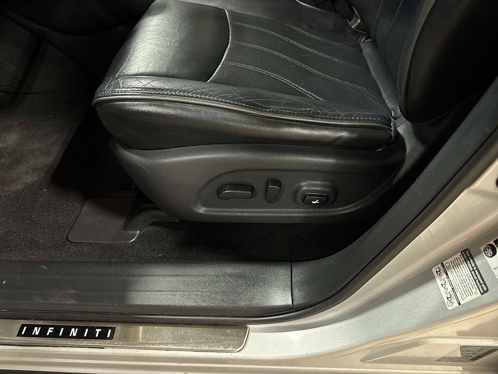 Thumbnail: 2015 INFINITI QX60 - 25