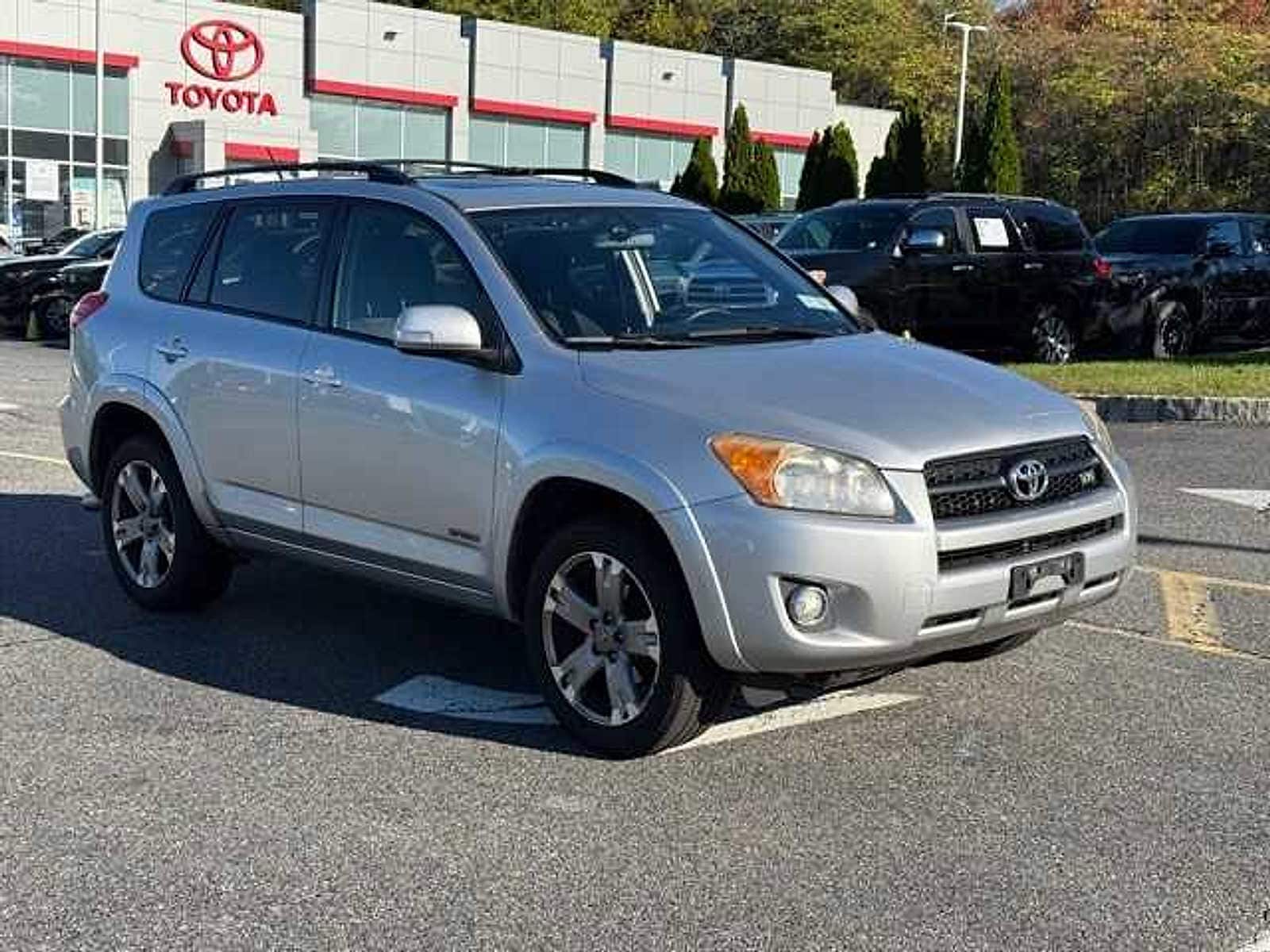 Thumbnail: 2012 Toyota RAV4 - 3