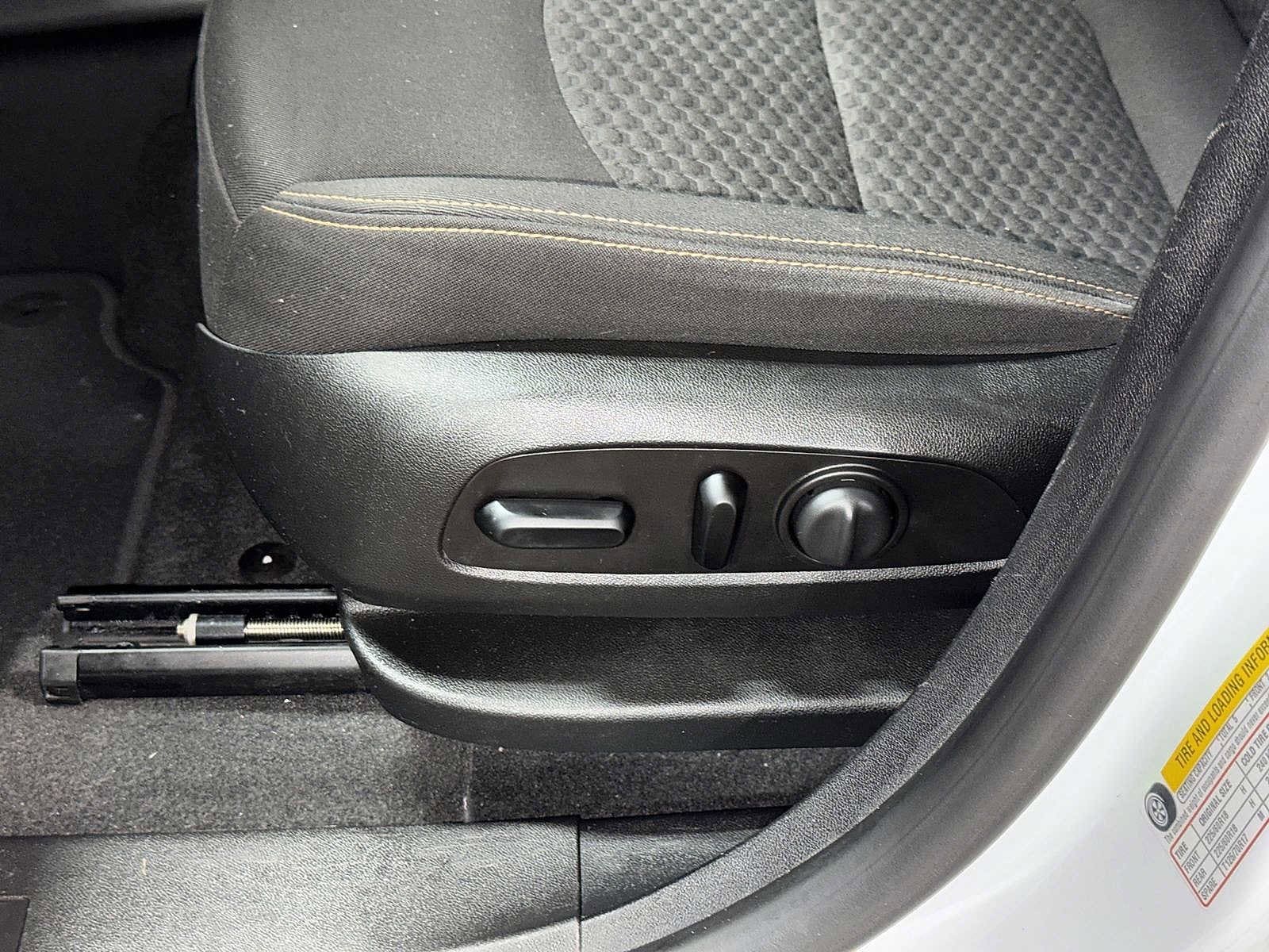 Thumbnail: 2018 GMC Terrain - 23