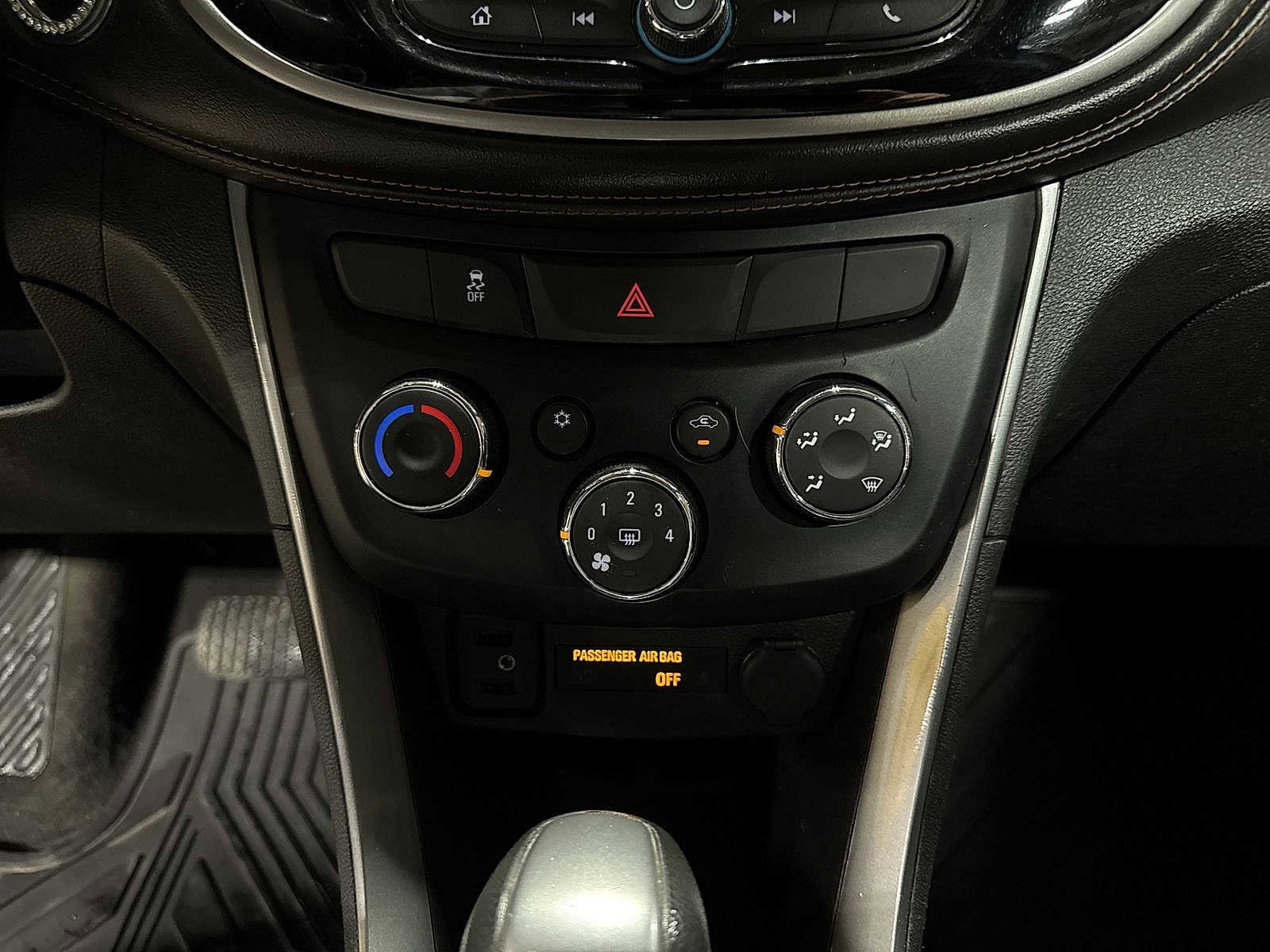 Thumbnail: 2019 Chevrolet Trax - 21