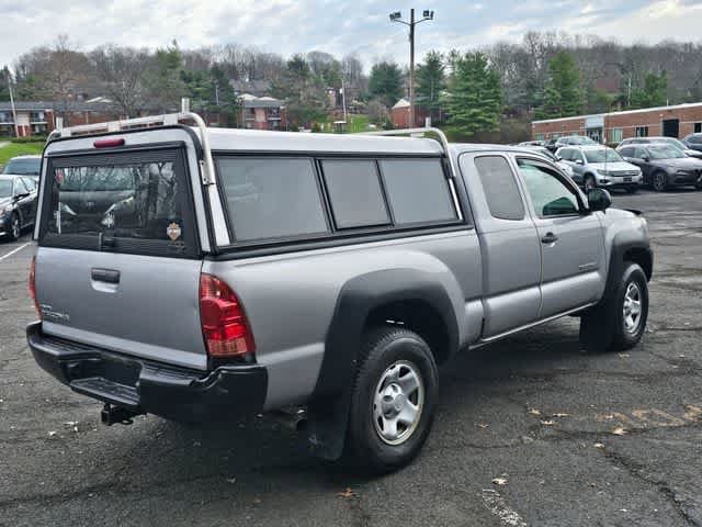 Thumbnail: 2015 Toyota Tacoma - 4