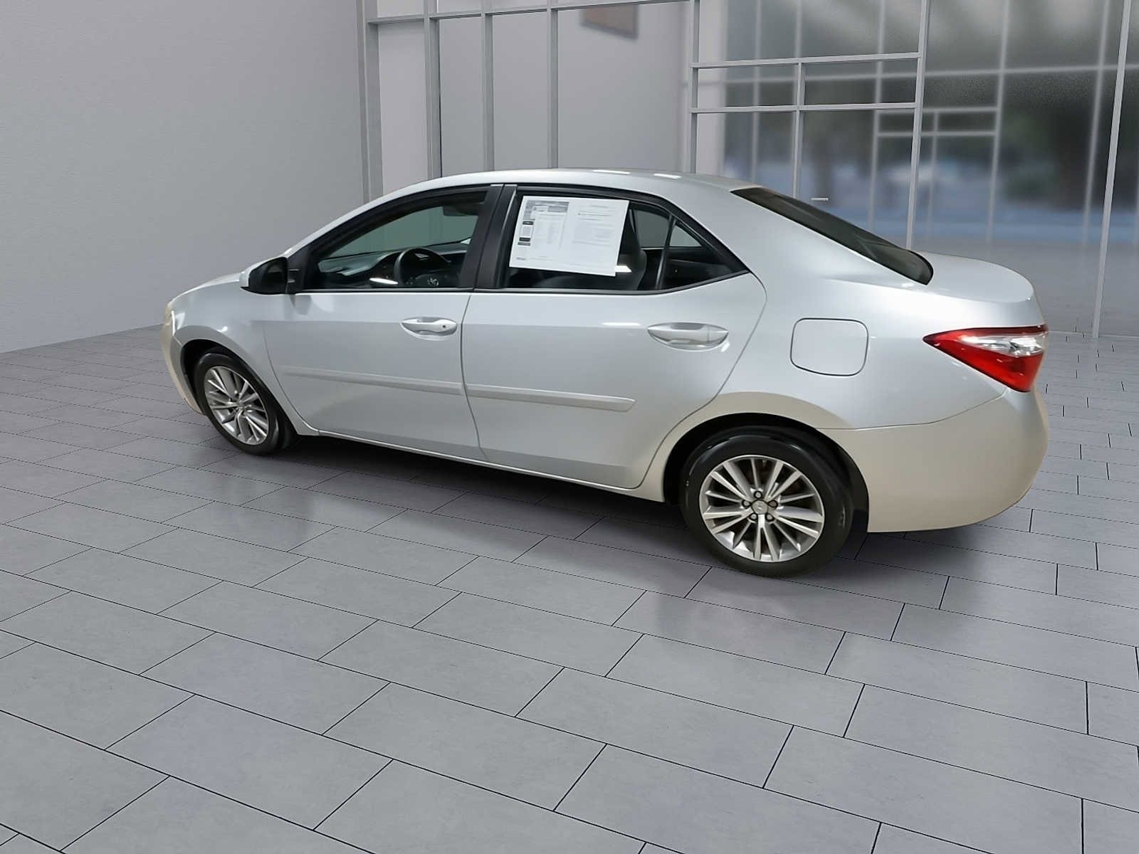 Thumbnail: 2014 Toyota Corolla - 8