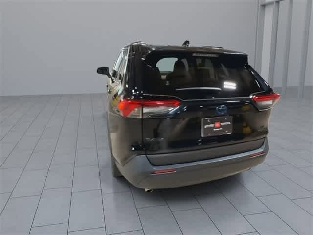 Thumbnail: 2022 Toyota RAV4 - 7