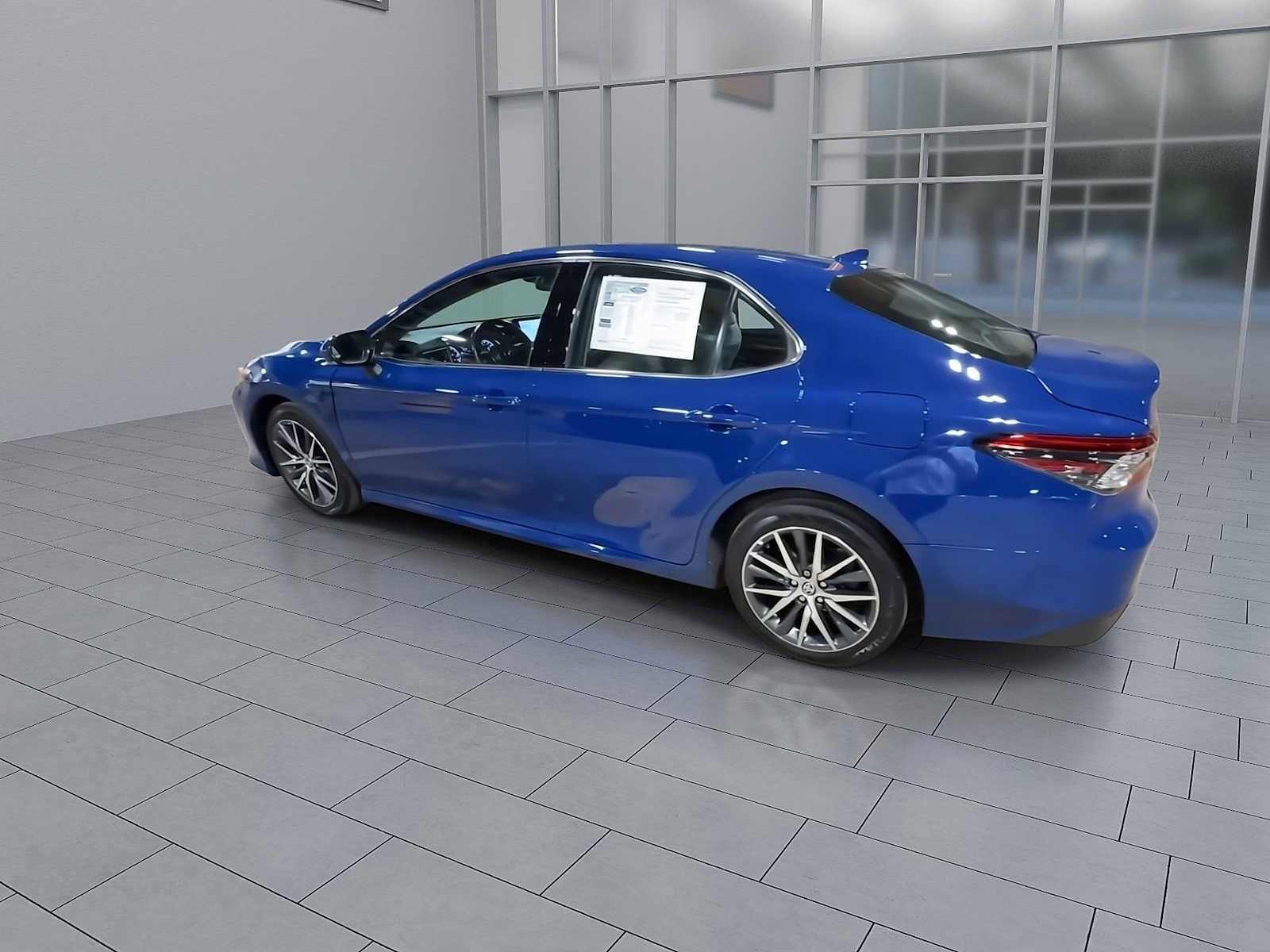 Thumbnail: 2023 Toyota Camry - 6