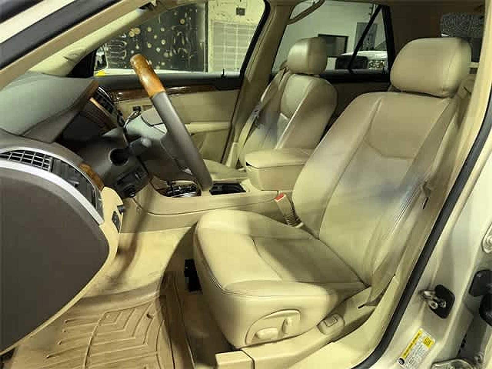 Thumbnail: 2009 Cadillac SRX - 26