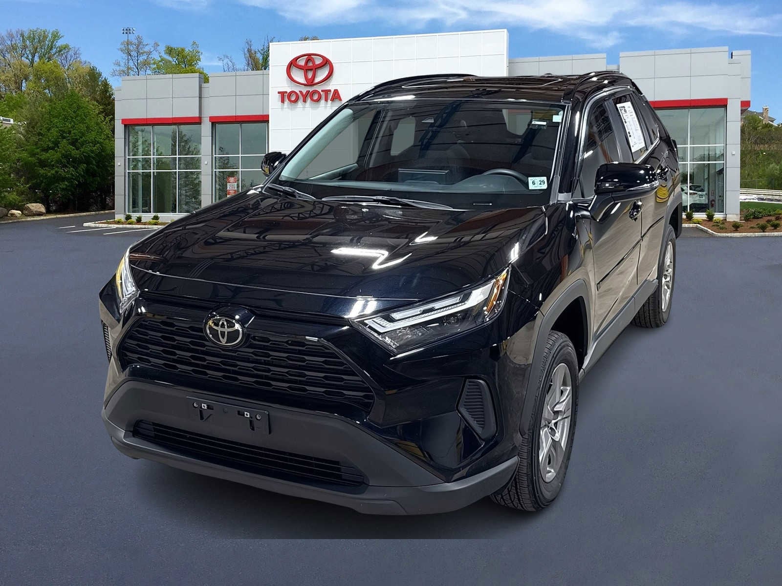 Thumbnail: 2024 Toyota RAV4 - 1