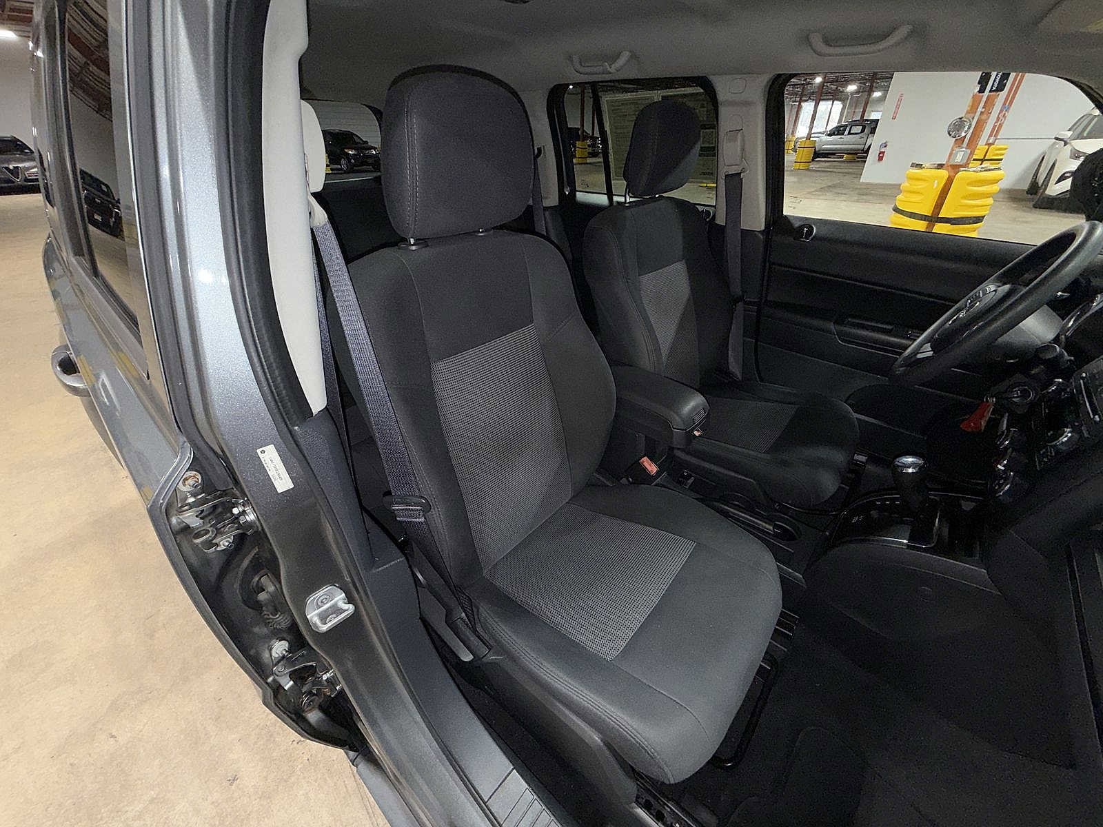 Thumbnail: 2011 Jeep Patriot - 16