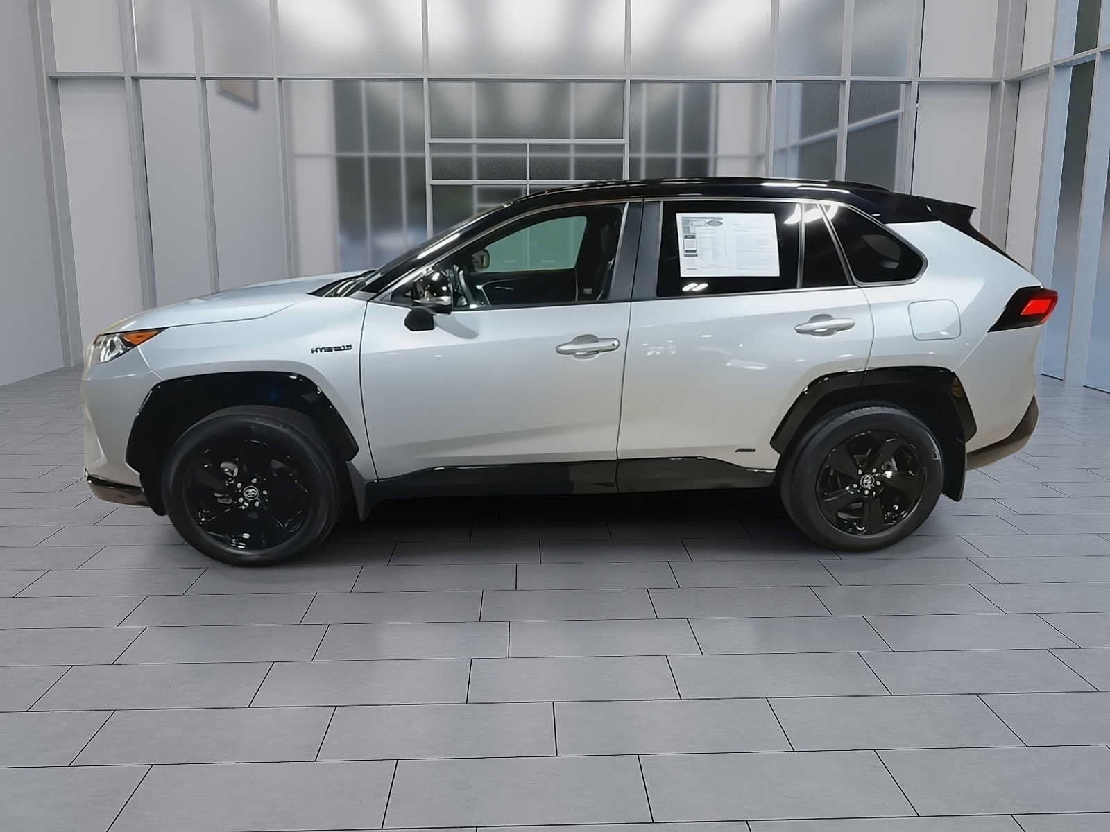 Thumbnail: 2021 Toyota RAV4 - 5