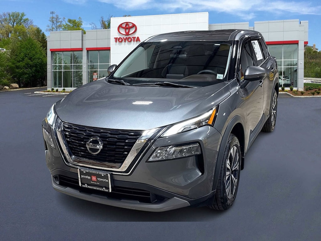 Used 2021 Nissan Rogue SV SUV