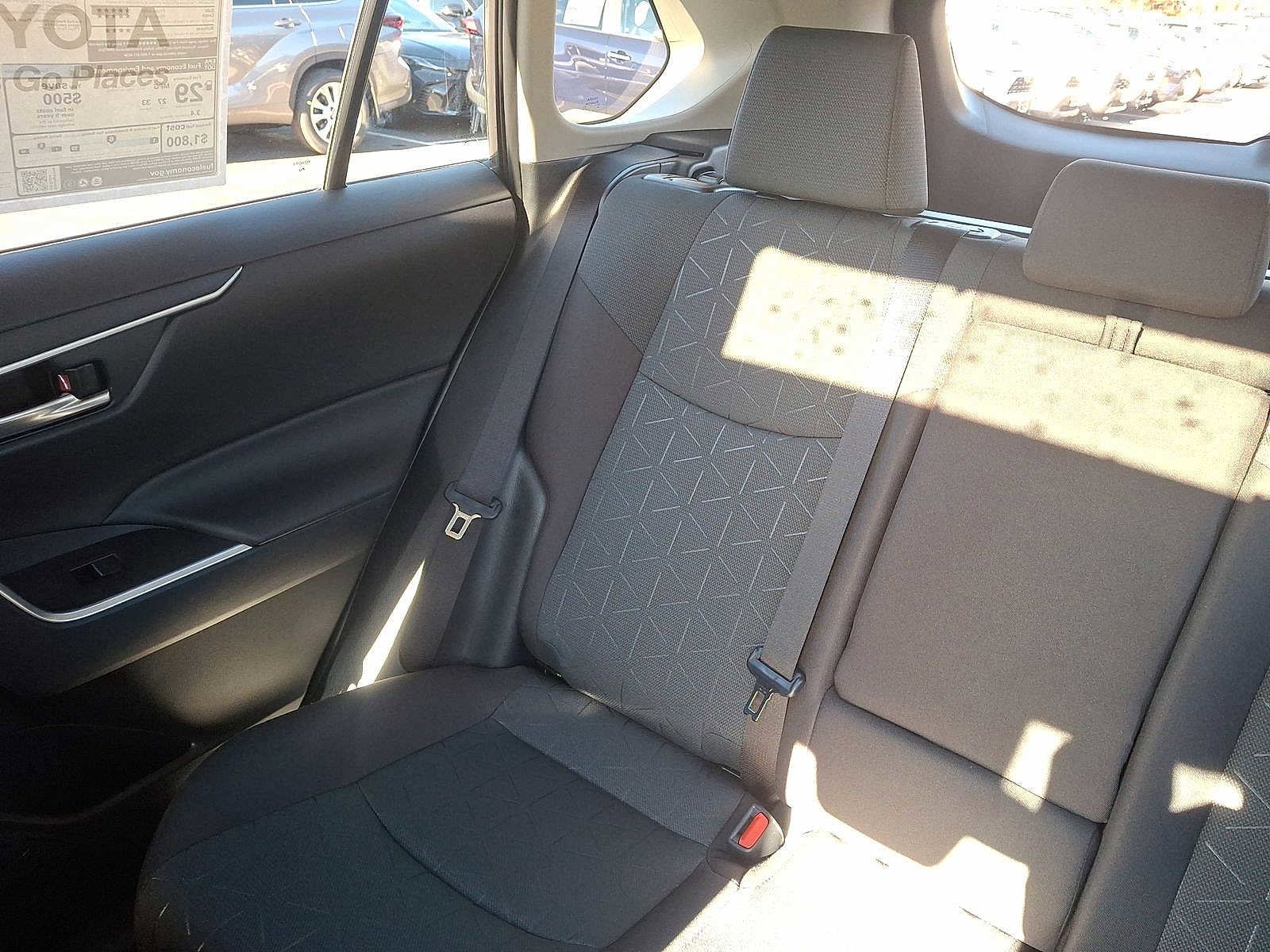 Thumbnail: 2025 Toyota RAV4 - 12