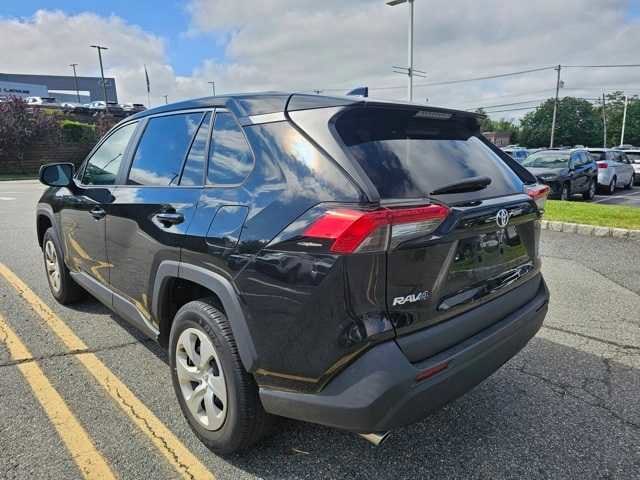 Thumbnail: 2022 Toyota RAV4 - 6
