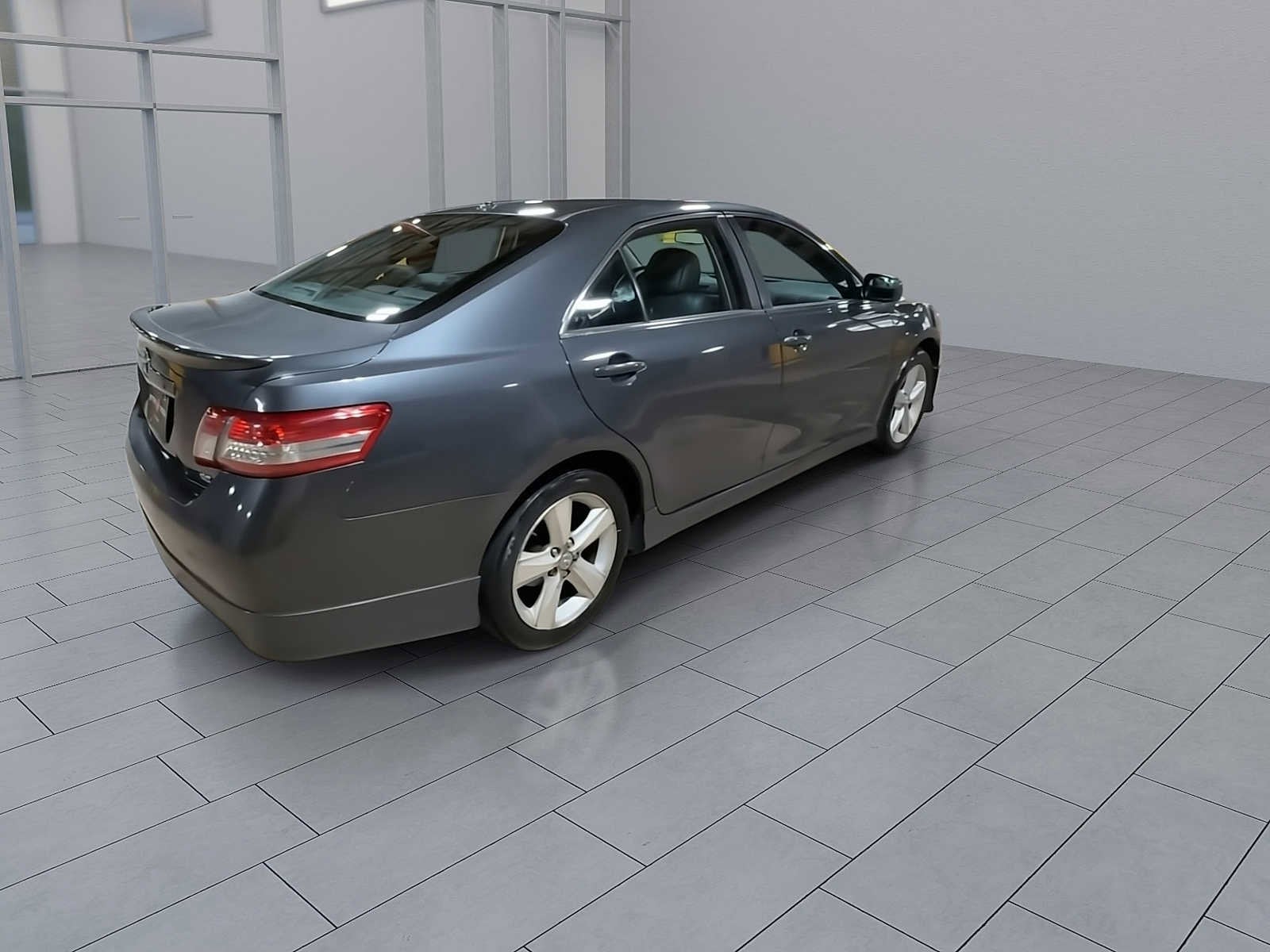 Thumbnail: 2011 Toyota Camry - 8