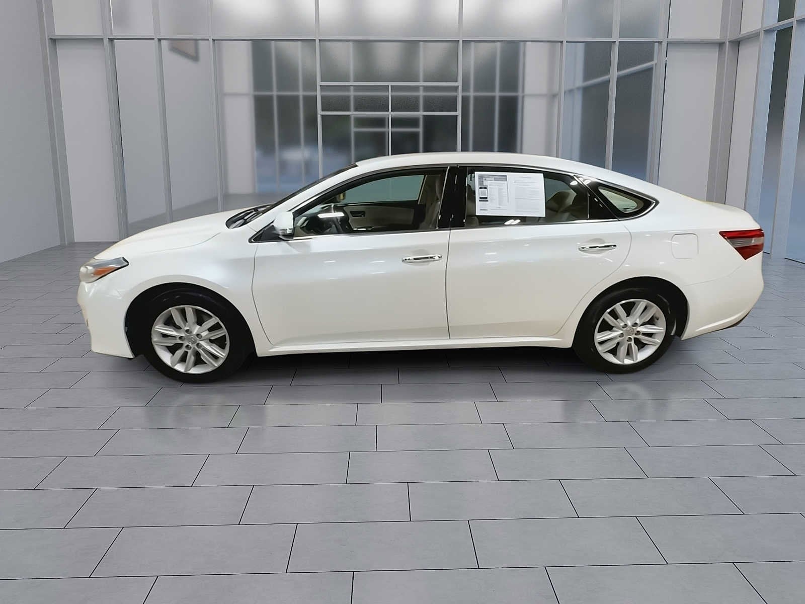 Thumbnail: 2014 Toyota Avalon - 5