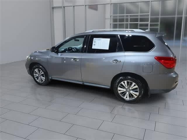Thumbnail: 2019 Nissan Pathfinder - 6