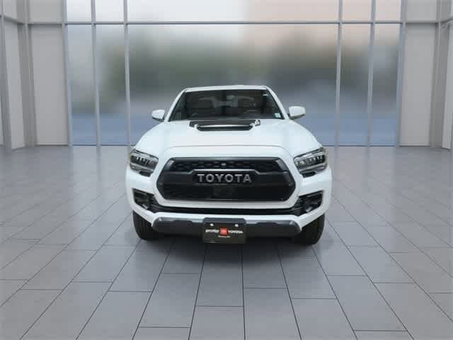 2023 Toyota Tacoma TRD Pro V6 photo 3