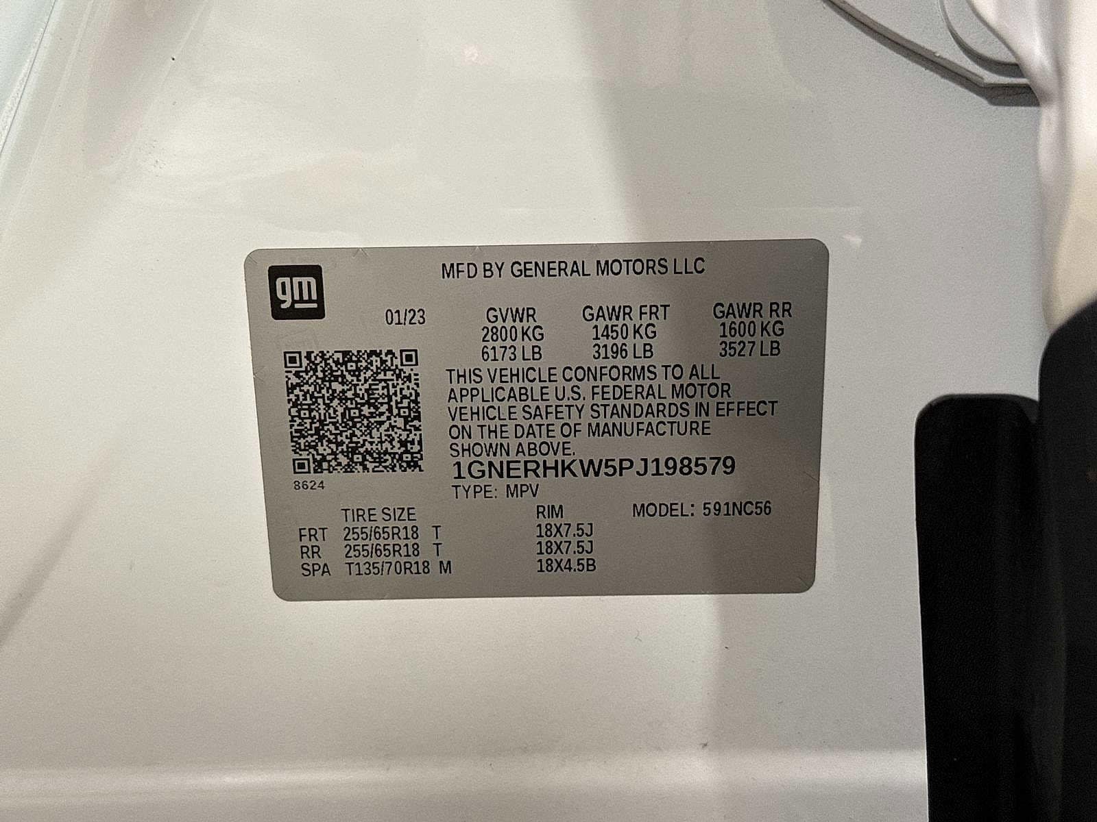 Thumbnail: 2023 Chevrolet Traverse - 14