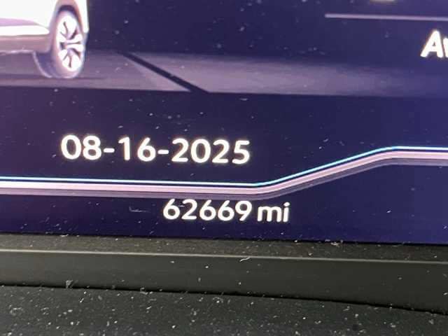Thumbnail: 2022 Volkswagen Atlas - 8