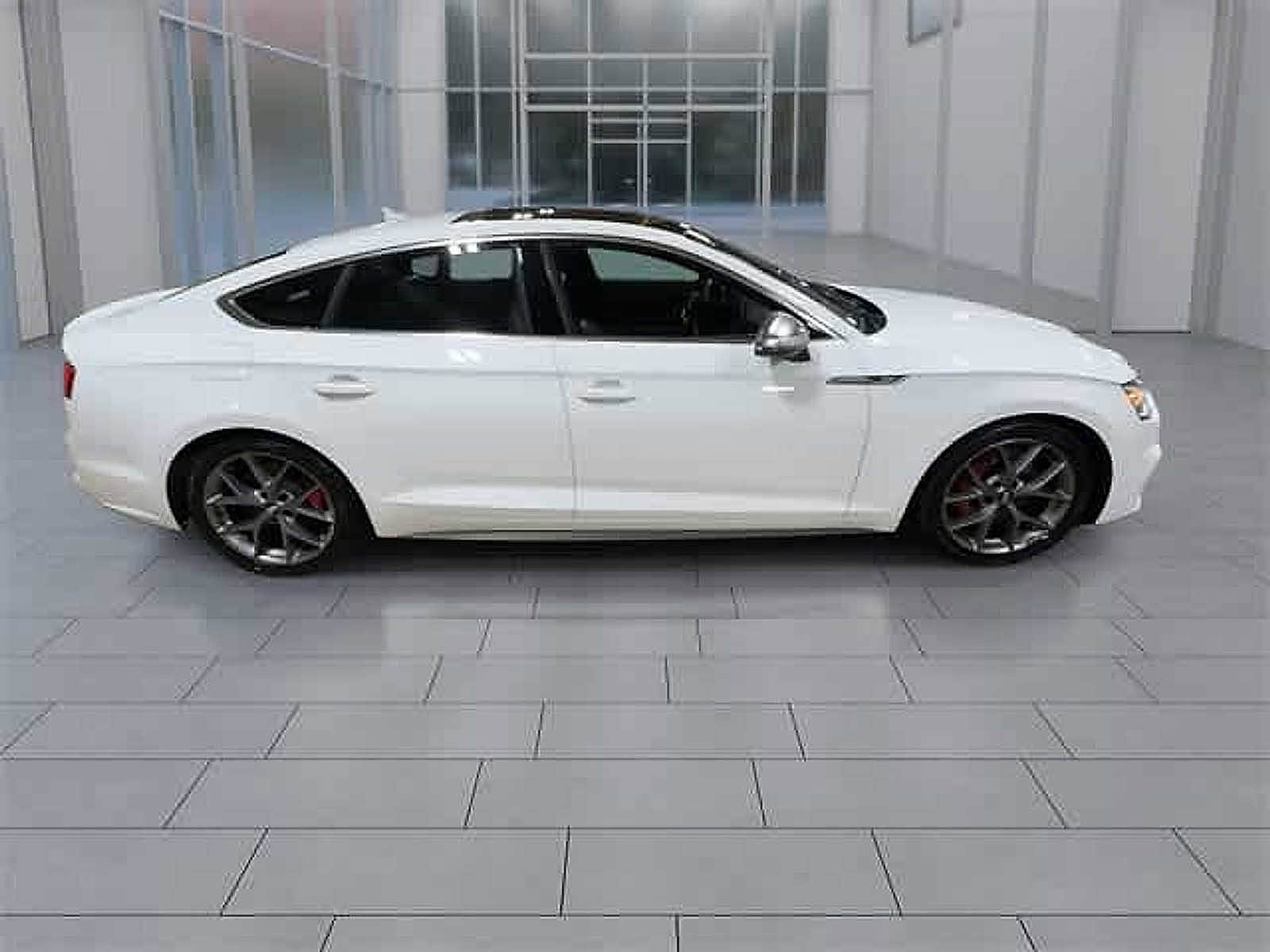 Thumbnail: 2018 Audi S5 - 12