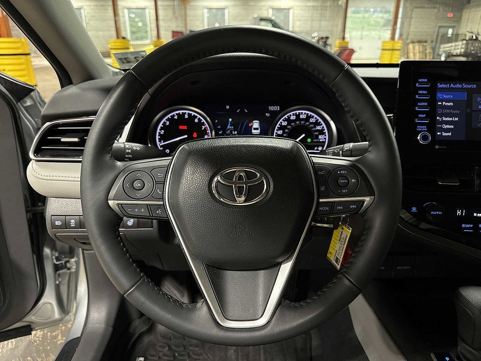 Thumbnail: 2023 Toyota Camry - 18