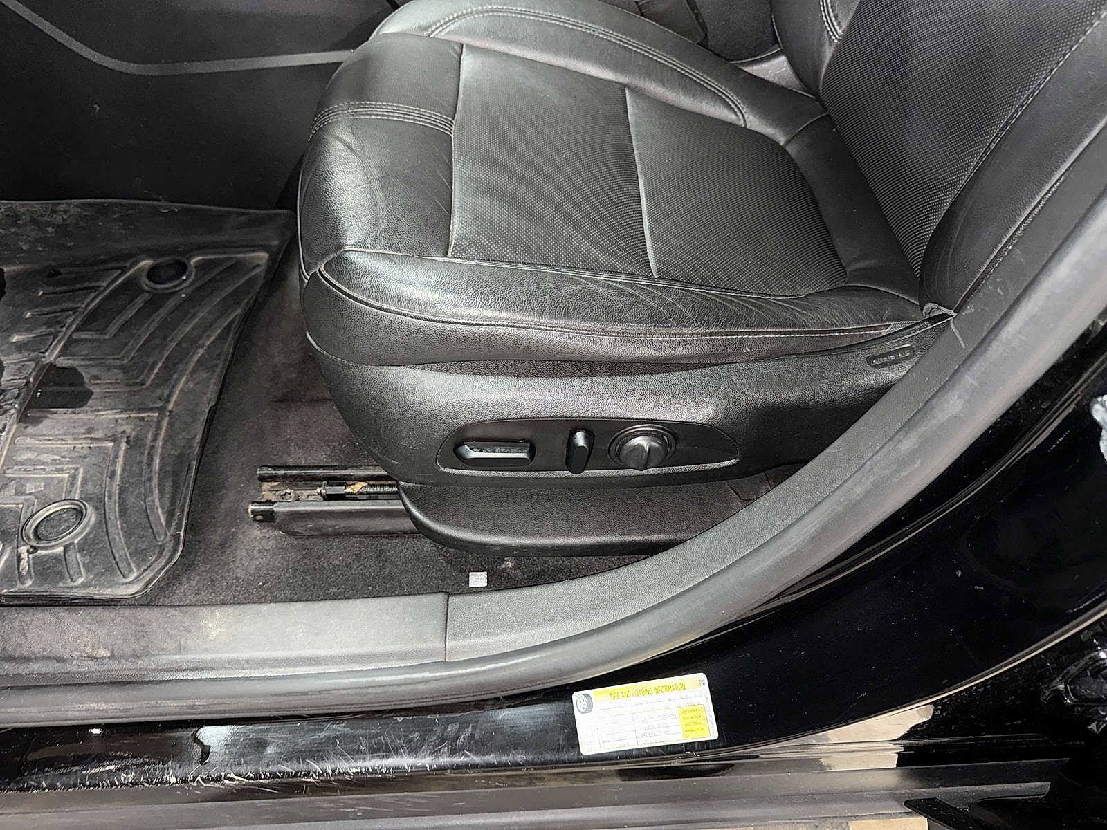 Thumbnail: 2019 Chevrolet Blazer - 24