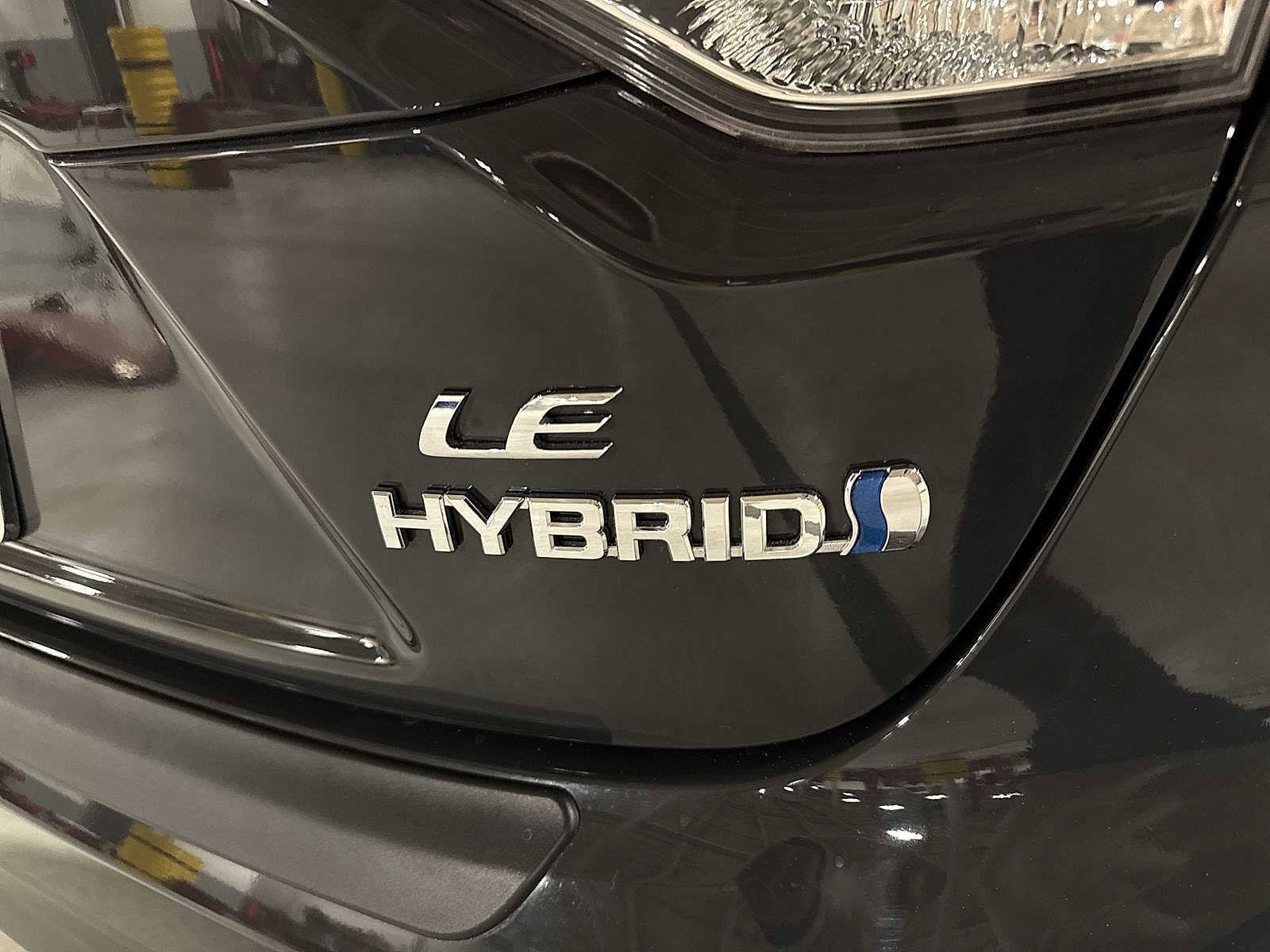 Thumbnail: 2024 Toyota Corolla - 25