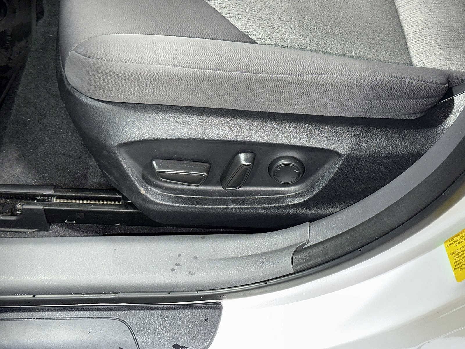 Thumbnail: 2023 Toyota Camry - 23