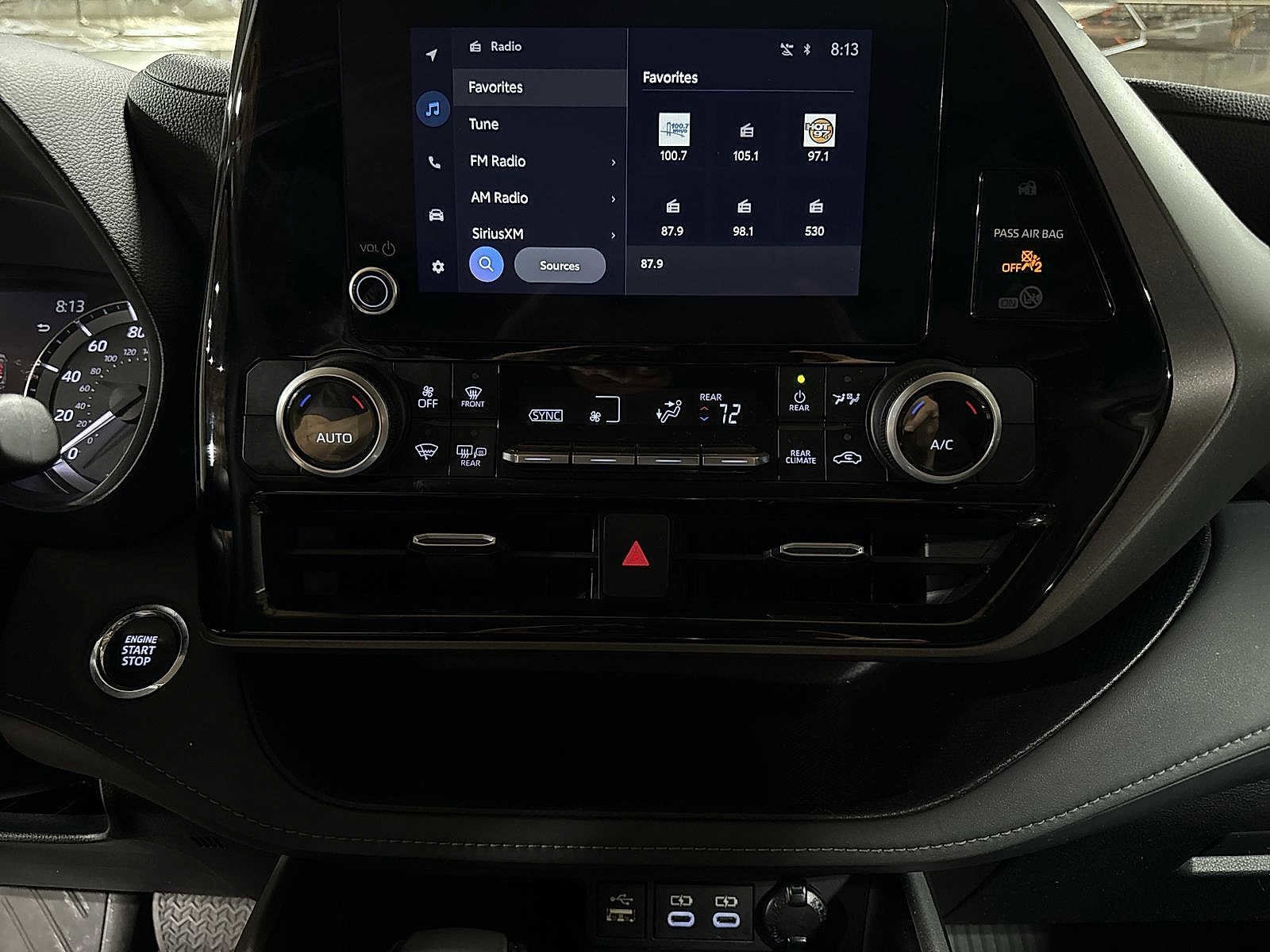 Thumbnail: 2023 Toyota Highlander - 22