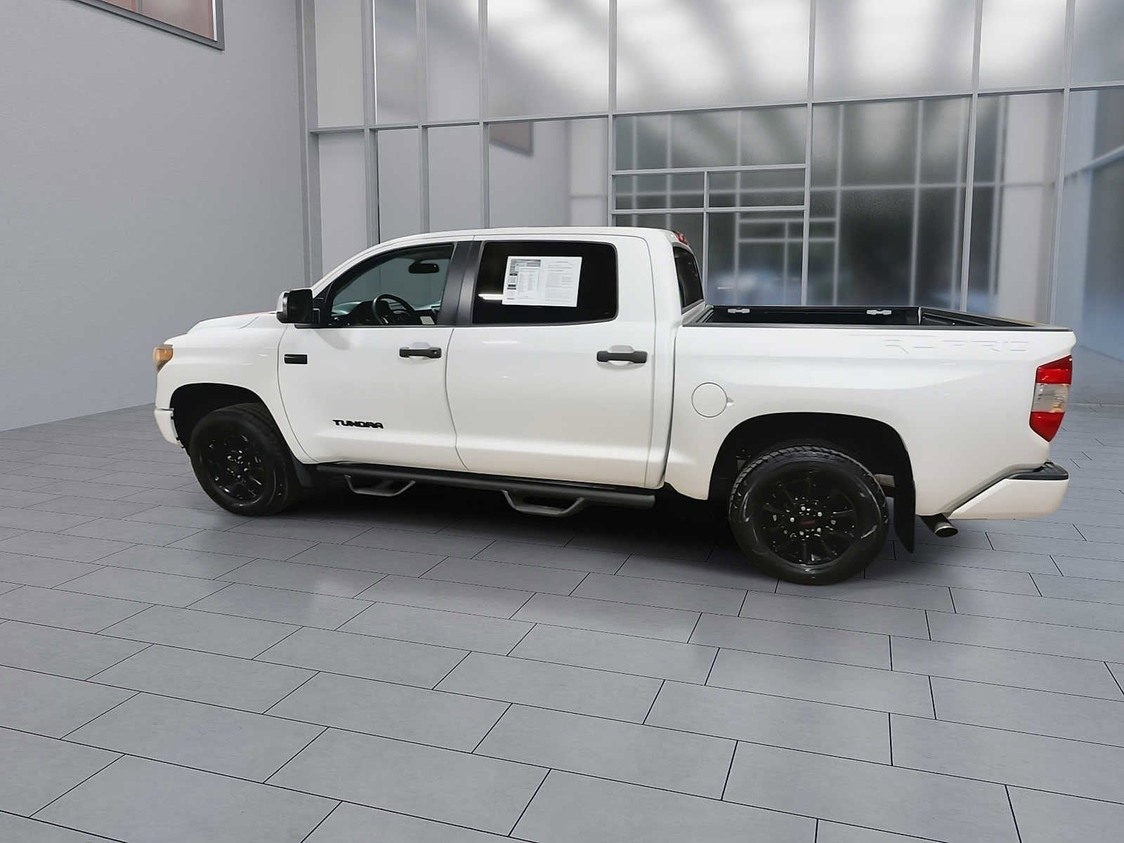 Thumbnail: 2016 Toyota Tundra - 6