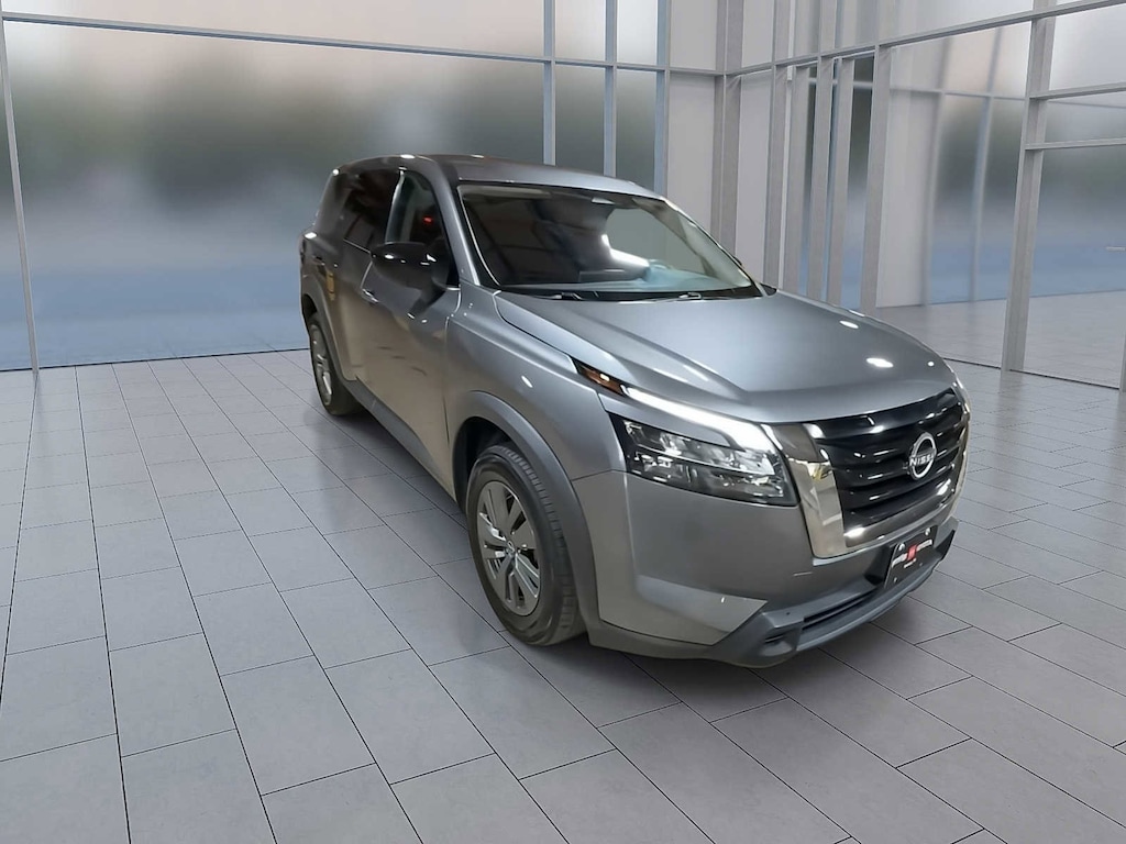 Used 2023 Nissan Pathfinder S SUV