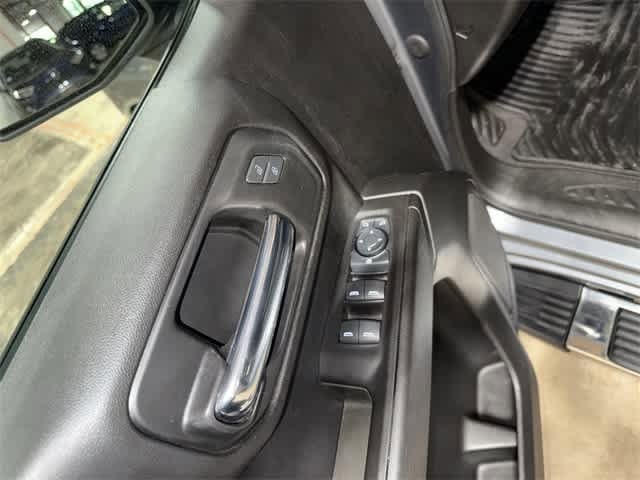 Thumbnail: 2020 Chevrolet Silverado 1500 - 21