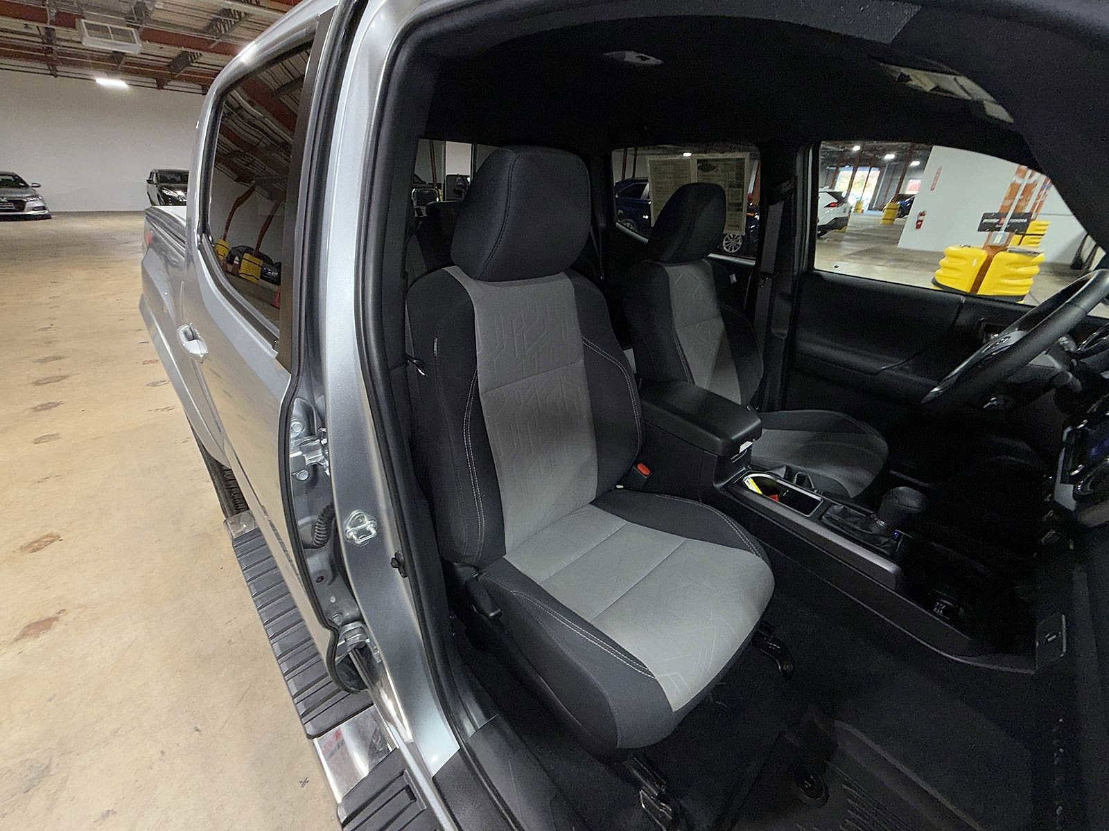 Thumbnail: 2023 Toyota Tacoma - 16