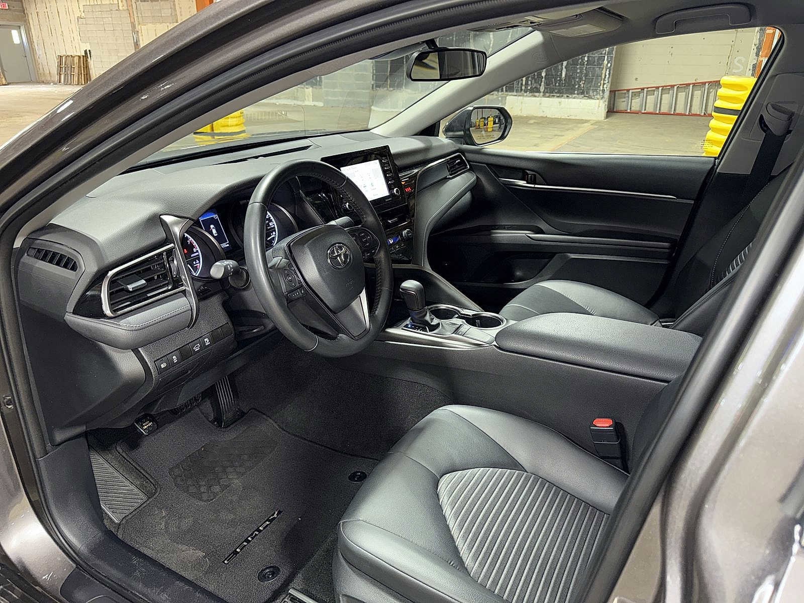 Thumbnail: 2023 Toyota Camry - 28