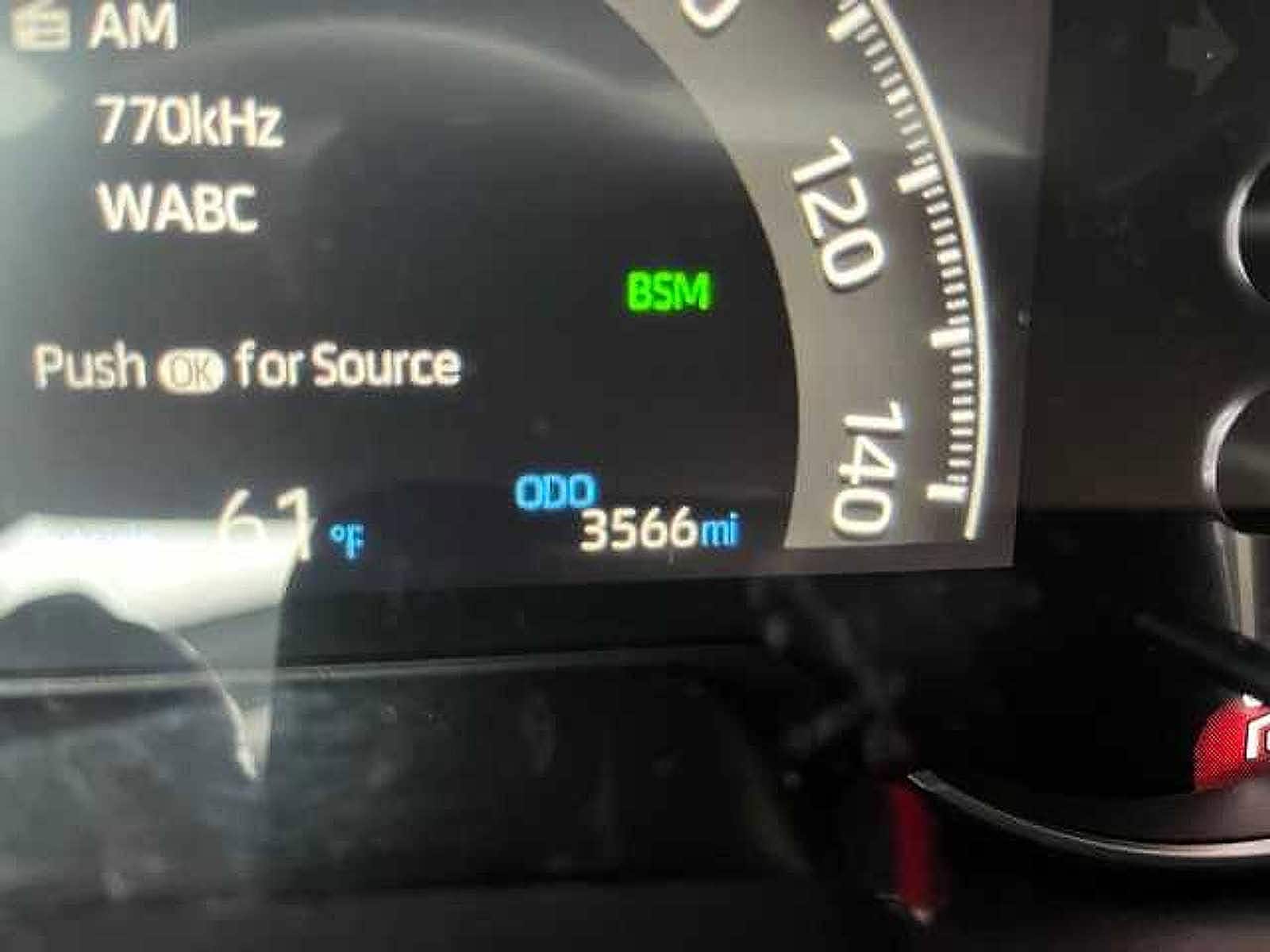 Thumbnail: 2025 Toyota RAV4 - 8