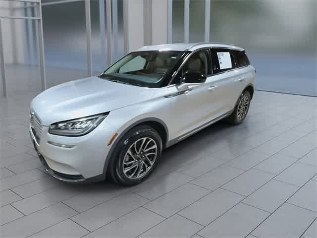 2020 Lincoln Corsair Standard photo 4