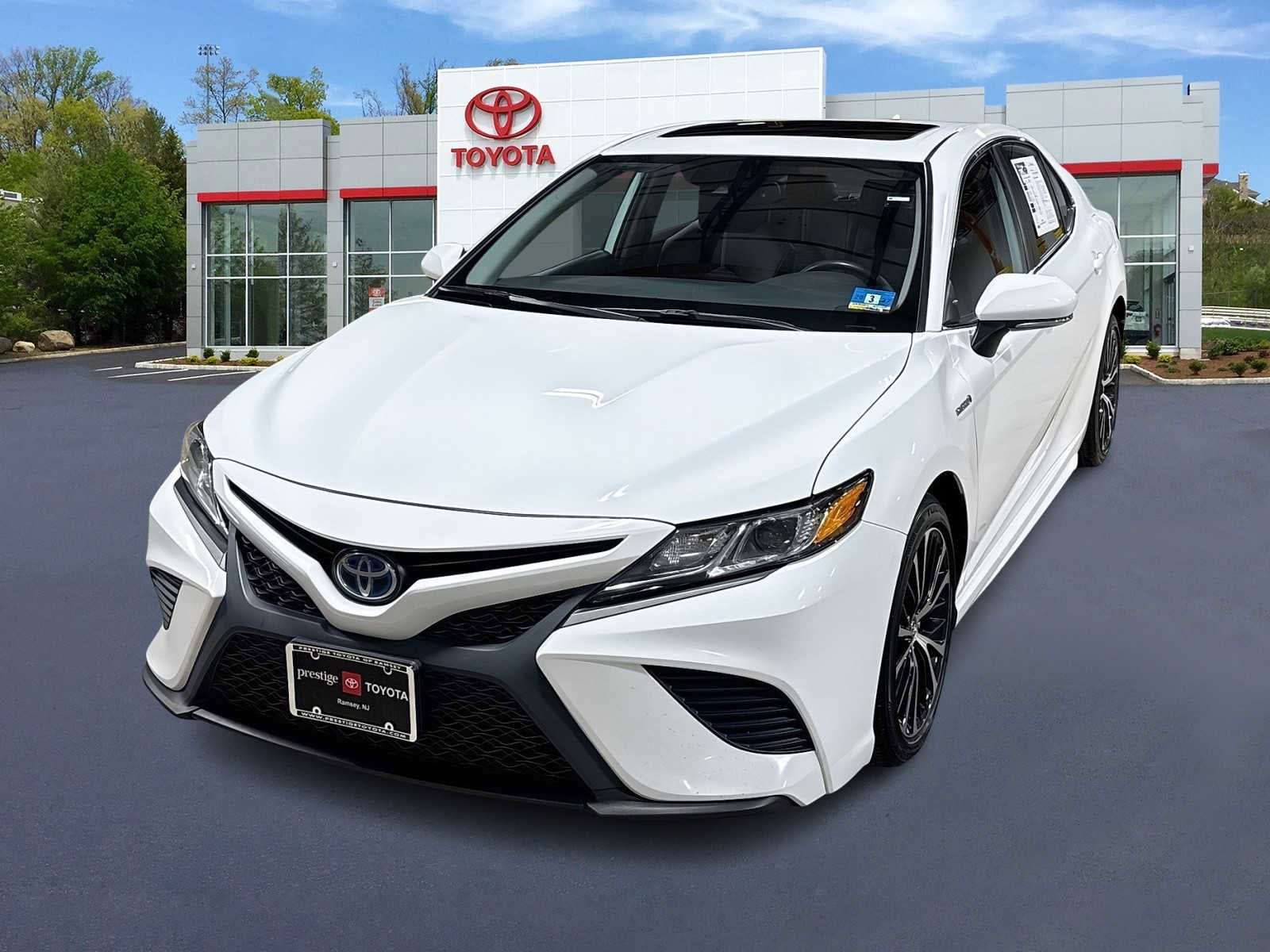 Thumbnail: 2020 Toyota Camry - 1
