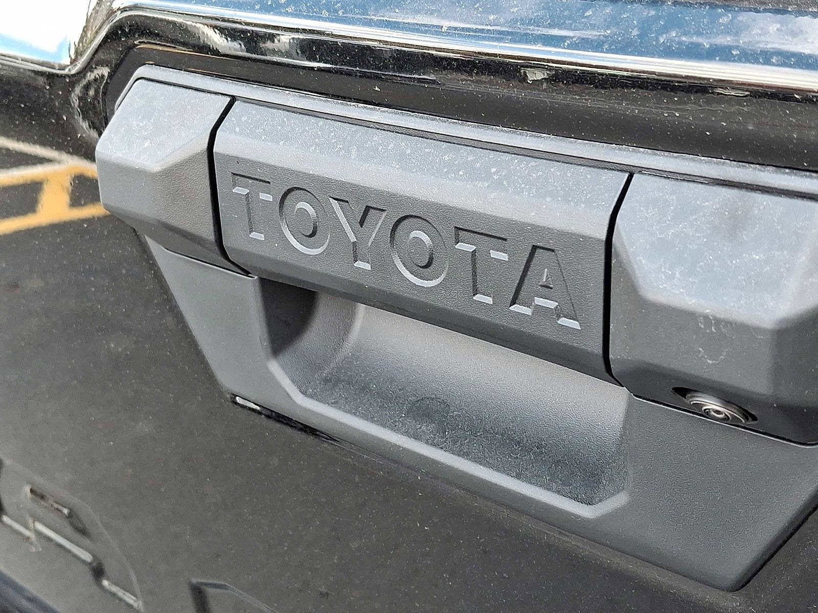 Thumbnail: 2025 Toyota Tacoma - 17