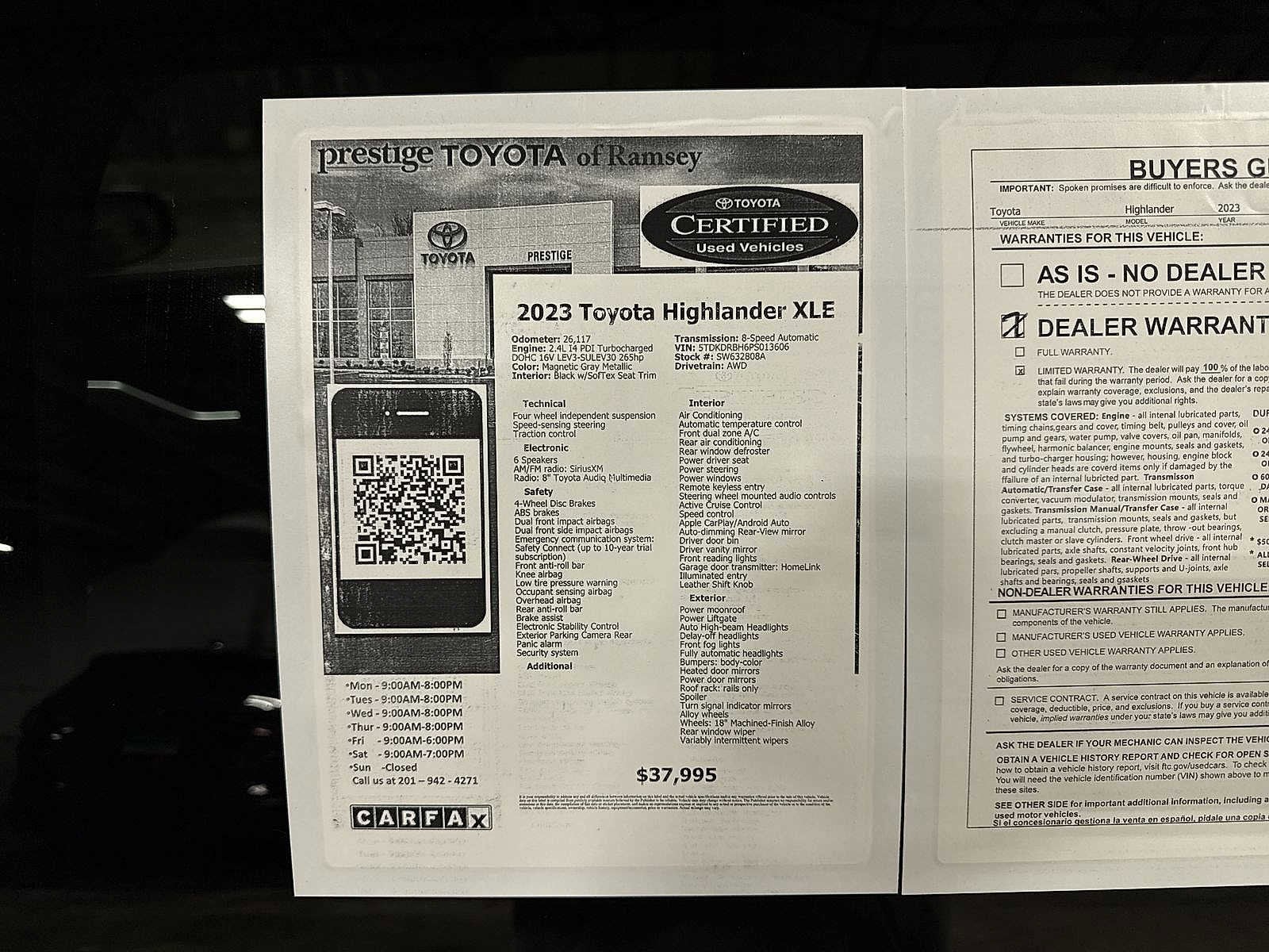 Thumbnail: 2023 Toyota Highlander - 13